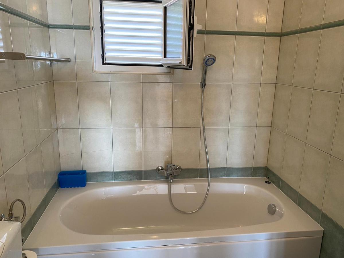 Apartman Belamaric Grebastica Exterior photo